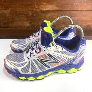 New Balance Women's 880 V3 Running Shoe Size 8